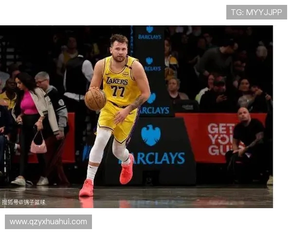 爆了！东契奇抛下MVP争夺战飞回家，NBA都炸锅了！东北话唠透这波温情与争议