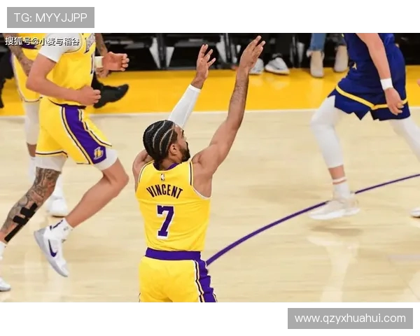 原创湖人赢球文森特却成最大败笔！进攻打铁，防守脏又防不住，放弃吧